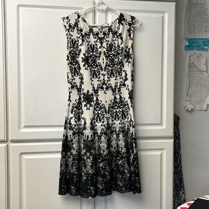 Gabby Skye - Black/White Print Dress Size 6